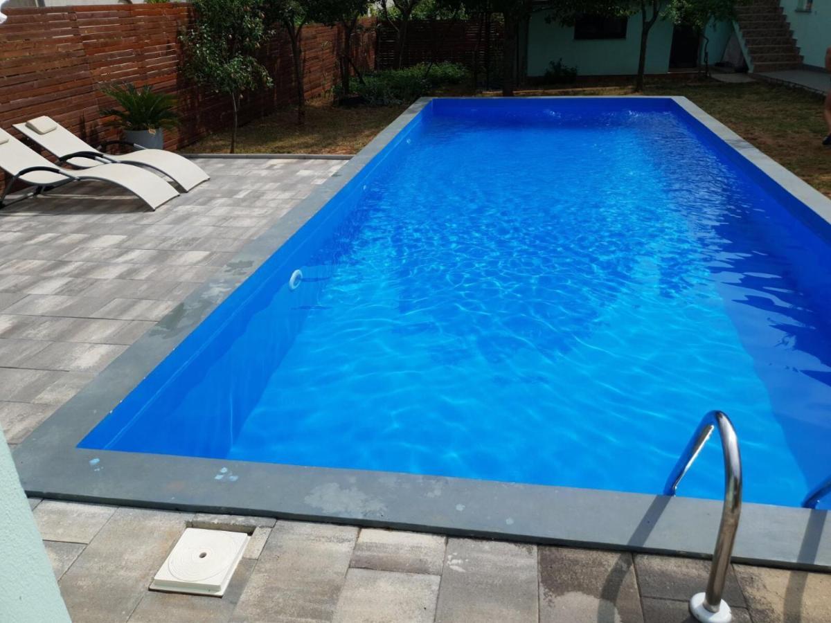 Hana Pool Only For You Loborika Exterior photo