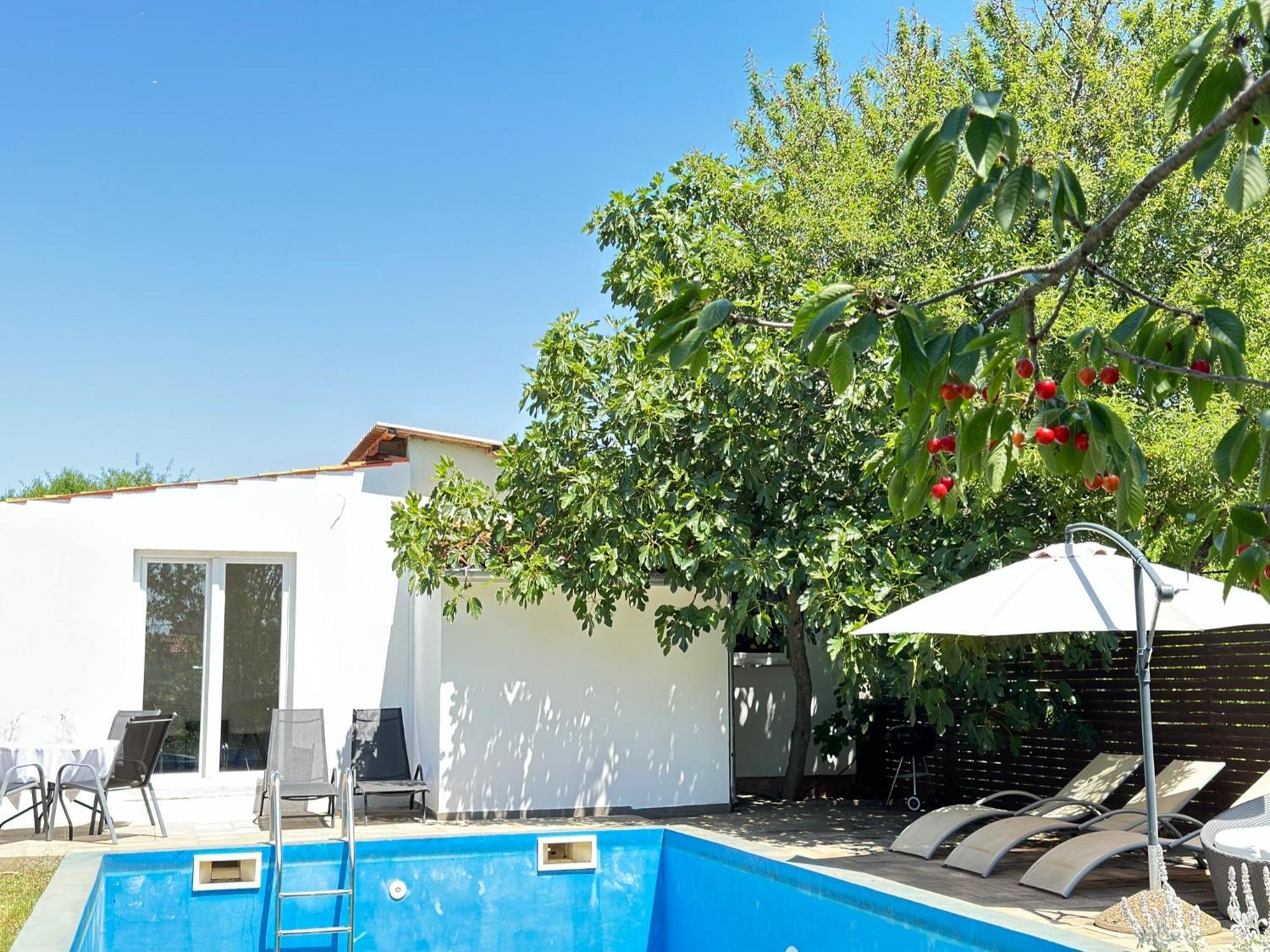 Hana Pool Only For You Loborika Exterior photo